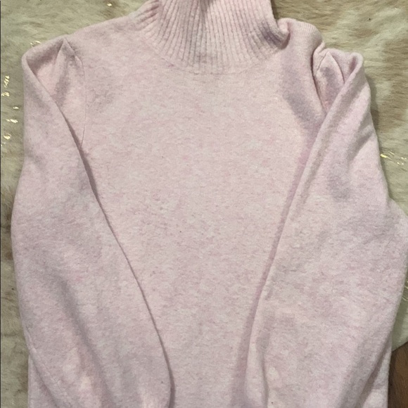 3/30 sale !J crew factory sweater. Puff sleeve sweater in extra soft yarn small - Picture 2 of 8